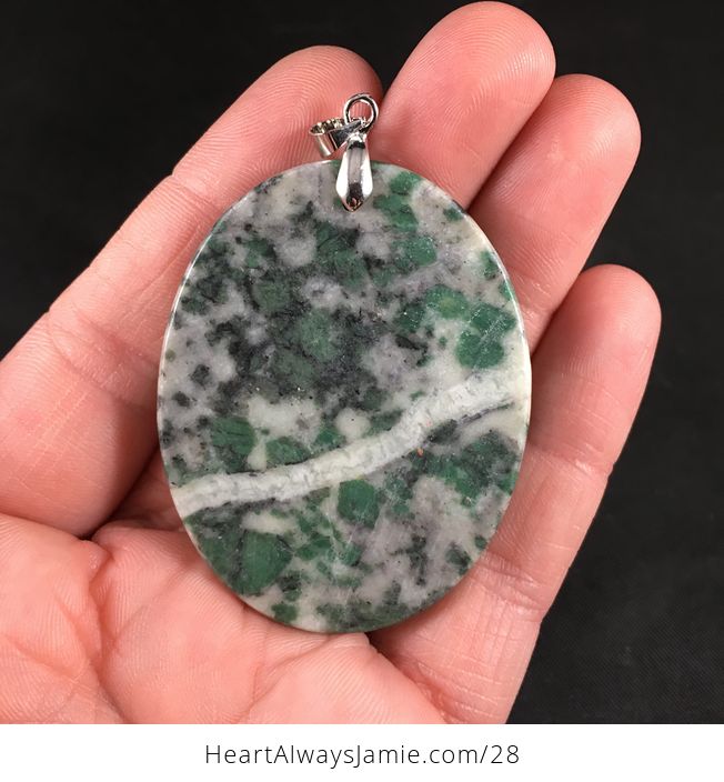 Oval Shaped Green Qinghai Jade Agate Stone Pendant Necklace - #7EJqOGEEgtw-2