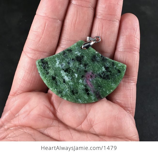Pretty Fan Shaped Green and Purple Natural Ruby Zoisite Anyolite Stone Pendant Necklace - #xtunN6nlBNc-2