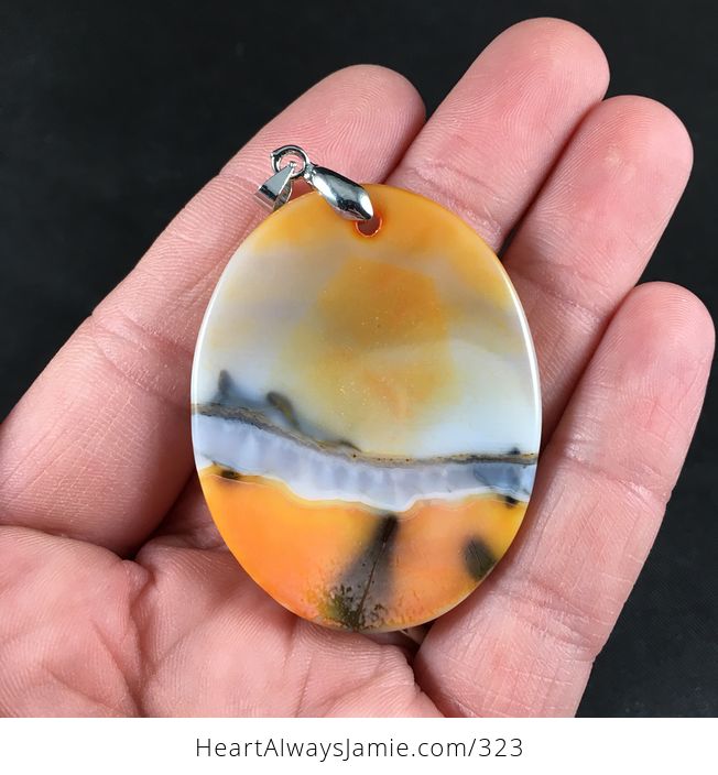 Pretty Oval Shaped Orange White and Black Dragon Veins Agate Stone Pendant Necklace - #5LSGmXHcwtY-2