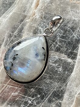 Rainbow Moonstone Gemstone Crystal Jewelry Pendant #TO1EHPKypiY