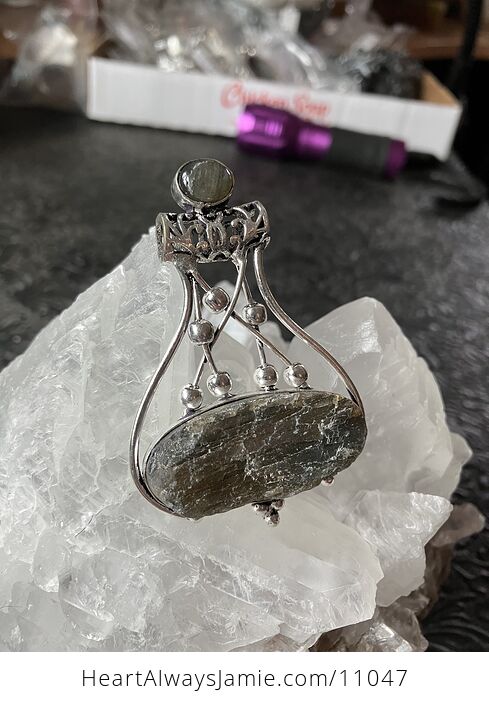 Raw Labradorite Gemstone Jewelry Crystal Fidget Pendant - #BvTNLksAJLA-8