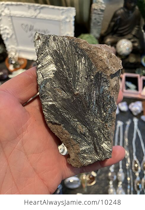 Raw Pyrolusite Crystal Mineral Specimen - #AJWhBJ5XPAg-1