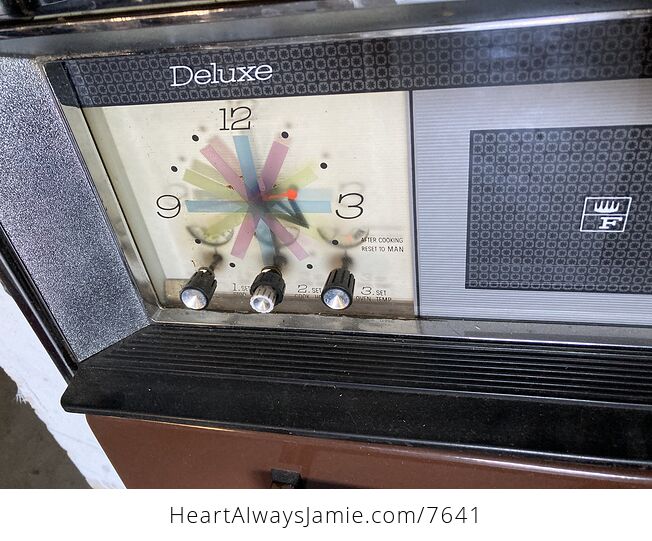 Retro Frigidaire Brown Wall Oven - #m8912jK1WFw-3