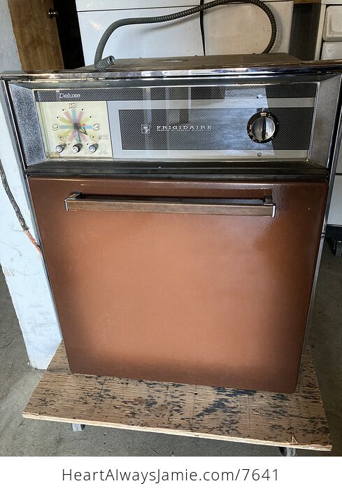 Retro Frigidaire Brown Wall Oven - #m8912jK1WFw-1