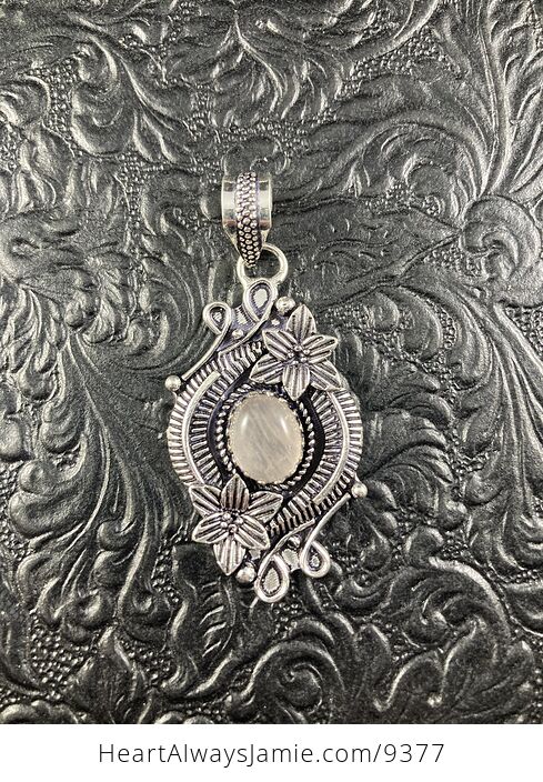 Rose Quartz Crystal Stone and Floral Jewelry Pendant - #KqsaPrXCmH8-1