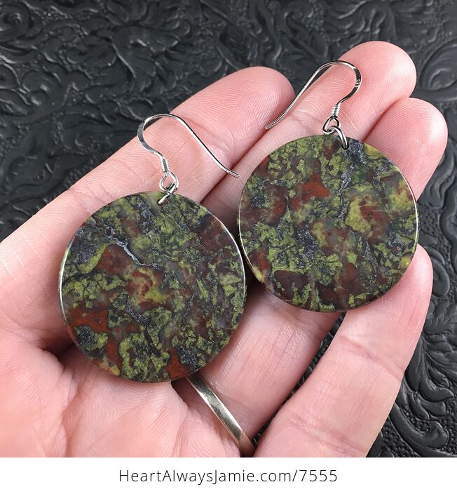 Round Green and Red African Bloodstone Jewelry Earrings - #t7yTvIonHyw-1