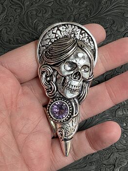 Santa Muerte Skull Pendant with a Faceted Amethyst Gem Stone Crystal Jewelry #TROM4wgQW04