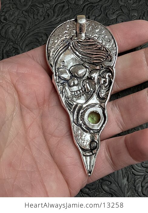 Santa Muerte Skull Pendant with a Faceted Peridot Gem Stone Crystal Jewelry - #myHxEMWaVaM-4