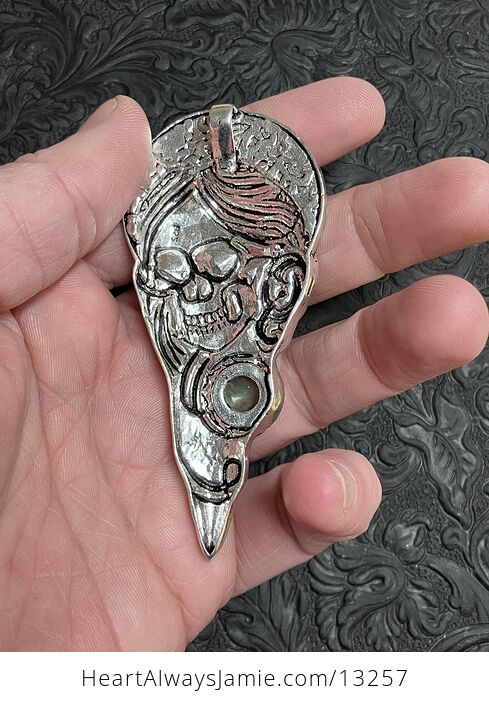 Santa Muerte Skull Pendant with a Labradorite Gem Stone Crystal Jewelry - #vHzqqHtluVU-7