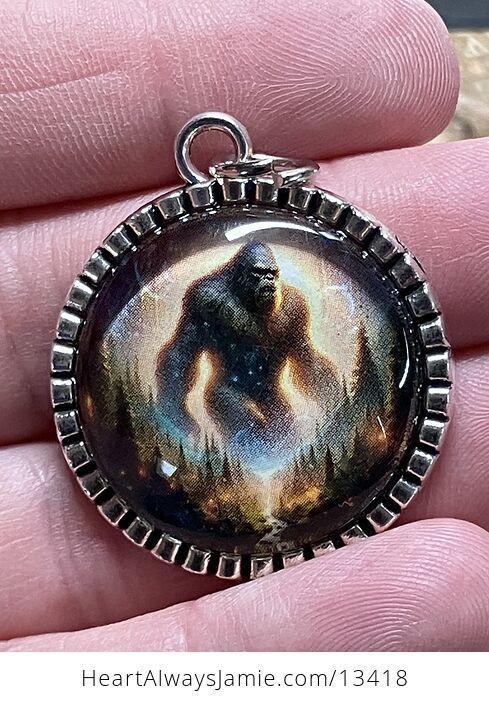 Sasquatch Bigfoot Cryptid Pendant Keychain Charm - #922iOQIBrmI-1