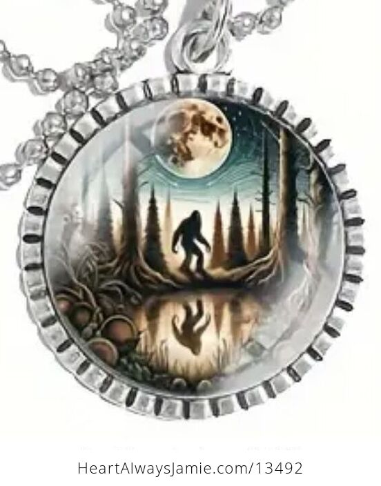 Sasquatch Bigfoot Cryptid Pendant Keychain Charm - #dQnPbraPqNY-9