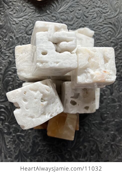 Set of White Druzy Chalcedony and Golden Healer Quartz Cubes - #dOaD6KMTMYY-5