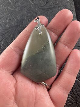 Shield Shaped Gray African Bloodstone Jewelry Pendant Crystal Ornament #TVNNlLDE0n4