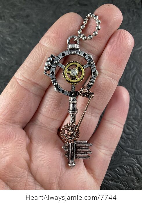 Skeleton Key Steampunk Necklace - #GL1jzC9pPvg-4
