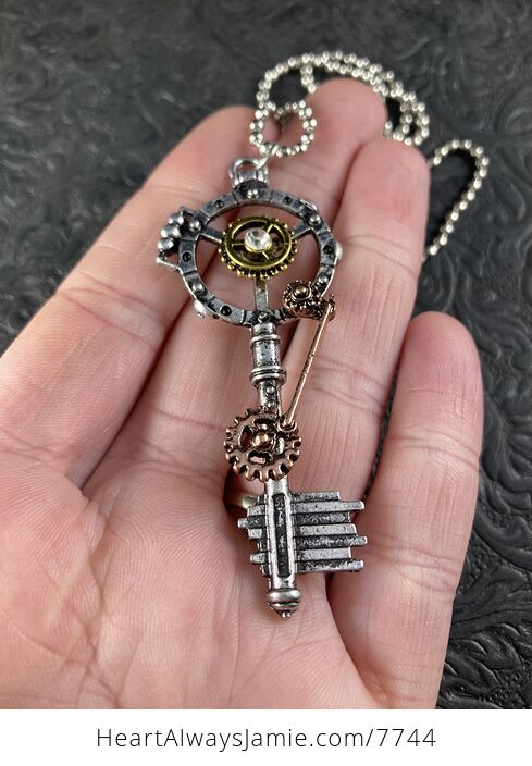 Skeleton Key Steampunk Necklace - #GL1jzC9pPvg-3