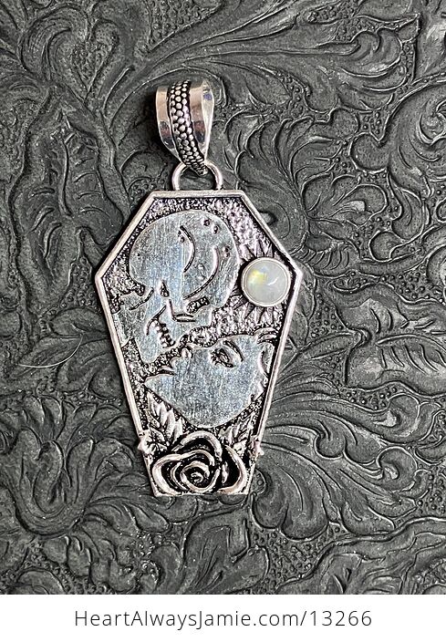 Skull and Woman Kissing Pendant with a Rainbow Moonstone Stone Crystal Jewelry - #Qh6oJiaublo-3