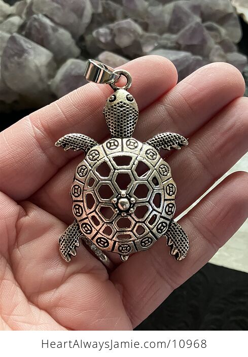 Small Cute Silver Toned Sea Turtle Pendant - #srA23bi2t5k-1
