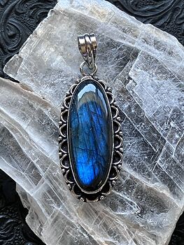 Sparkly Blue Flash Labradorite Pendant Stone Crystal Jewelry #WtFjeoGRZt4
