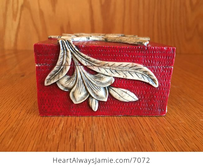 Stunning Red and Beige Carved Stone Frangipani Plumeria Tropical Flower Jewelry Trinket Box - #mCNOuoEOQZE-6