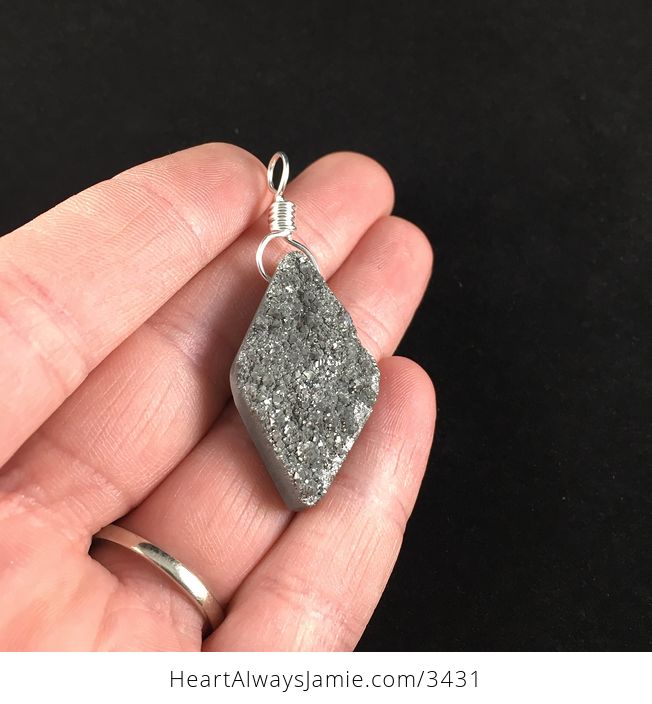 Stunning Sparkly Gray Silver Druzy Stone Pendant Necklace - #cSI4S2knQqc-2