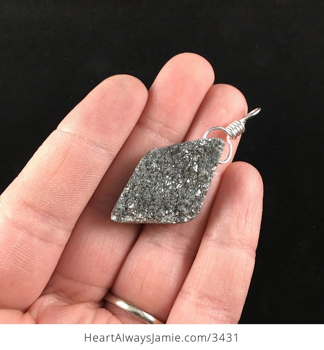 Stunning Sparkly Gray Silver Druzy Stone Pendant Necklace - #cSI4S2knQqc-5