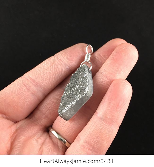 Stunning Sparkly Gray Silver Druzy Stone Pendant Necklace - #cSI4S2knQqc-4