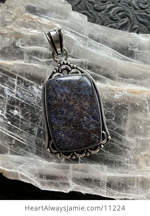 Sunstone in Purple Iolite Crystal Stone Jewelry Pendant - #xQ5WgBEcEwE-5