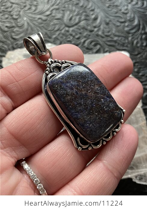 Sunstone in Purple Iolite Crystal Stone Jewelry Pendant - #xQ5WgBEcEwE-2