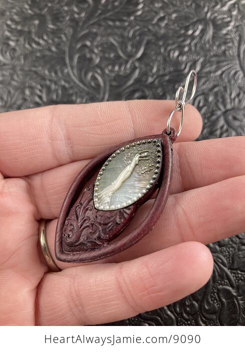 Tree Goddess Carved in Mother of Pearl Shell and Wood Pendant Jewelry - #tWv0nXD8RQY-3
