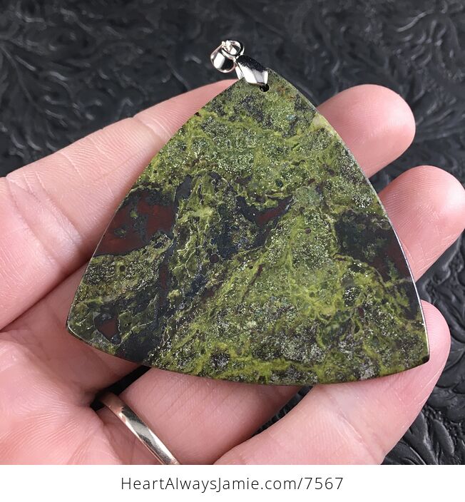 Triangle Green and Red African Bloodstone Jewelry Pendant - #TIJVwB0ZRLs-5