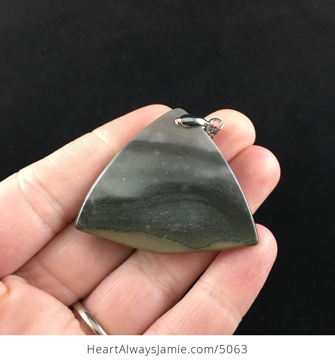Triangle Shaped Gray Succor Creek Jasper Stone Jewelry Pendant - #f1NNLljejOw-6