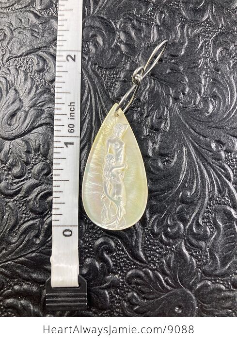 Two Carved Mermaids in Mother of Pearl Shell Pendant Jewelry - #6SfvJyB3nK8-5