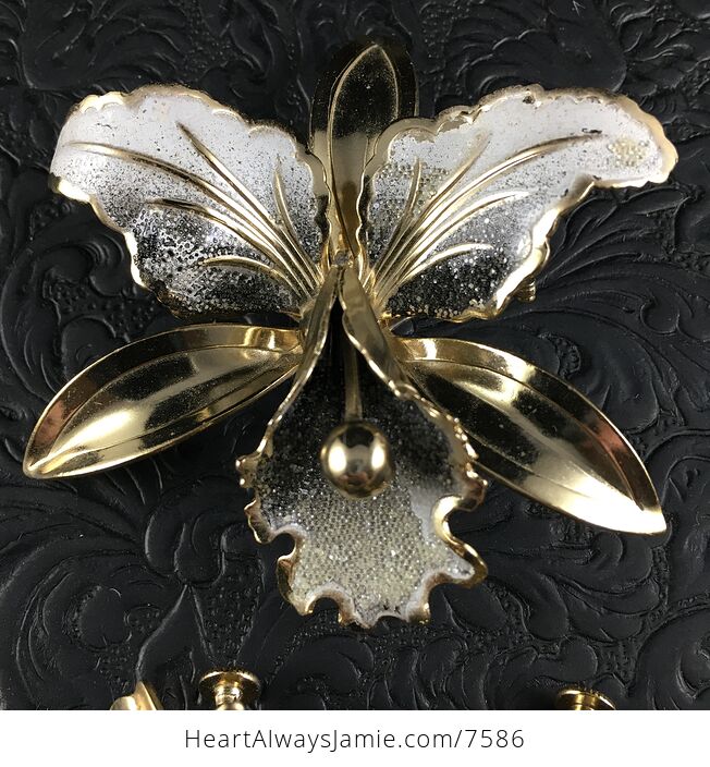 Vintage Gold Toned Black and White Orchid Flower Brooch and Screw Clip on Earring Jewelry Set - #LOQ7okbeP0w-2