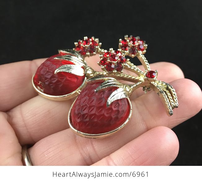 Vintage Sarah Cov Strawberry Brooch Pin - #WzBd6yoKbQI-3