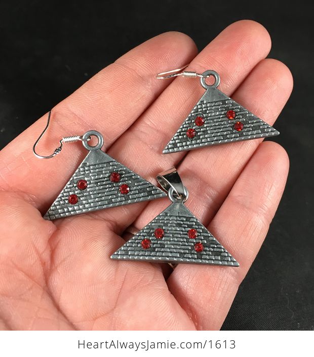 Vintage Silver Toned Ancient Egyptian Pyramid Pendant Necklace and Earrings Jewelry Set - #yMKlMp41pZM-1