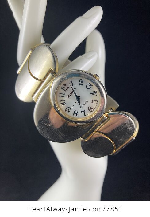 Vintage St Martin Quartz Wrist Watch - #DsY9JPqN6Ec-1