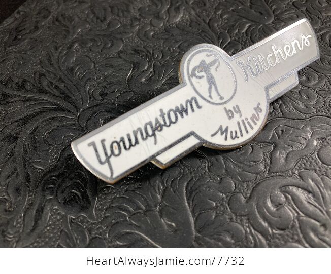Vintage Youngstown Kitchens by Mullins White and Silver Cabinet Enameled Replacement Emblem Badge - #nr6gUZOsPn4-8