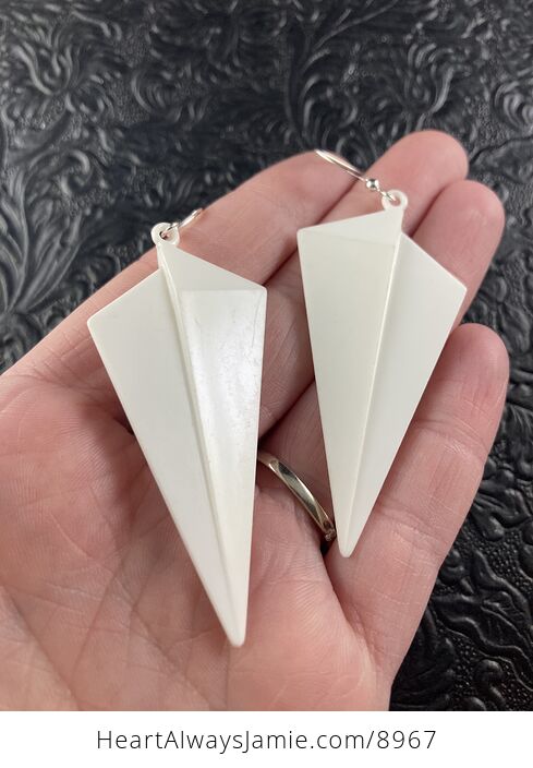 White 80s Plastic Triangle Drop Earrings - #R6lk4P3UZRY-3