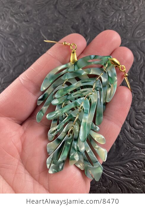 Wiggly Green Plant Leaf Earrings with Gold Hooks - #mw7vewJgJn8-5