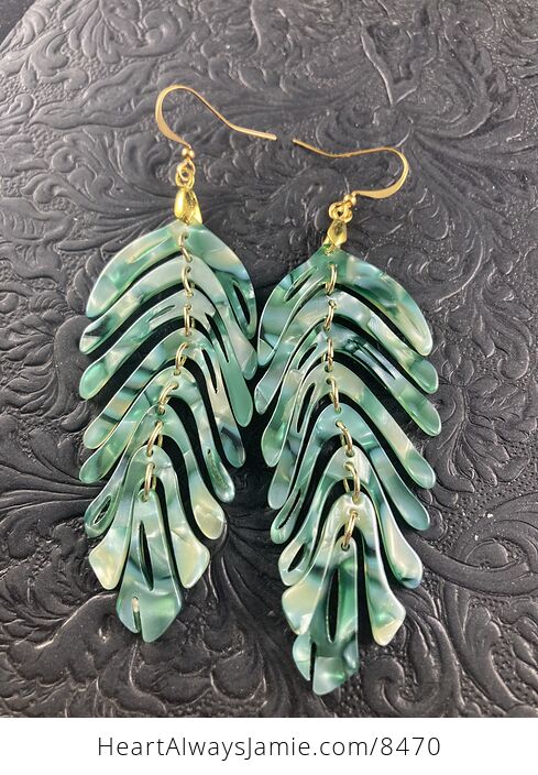 Wiggly Green Plant Leaf Earrings with Gold Hooks - #mw7vewJgJn8-1