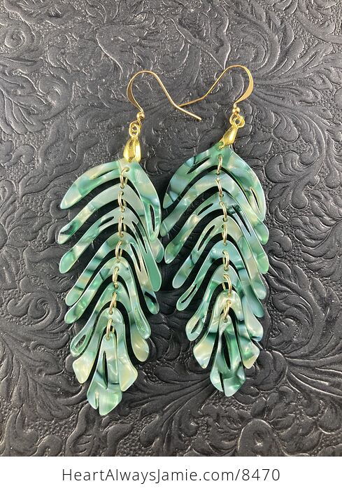 Wiggly Green Plant Leaf Earrings with Gold Hooks - #mw7vewJgJn8-4
