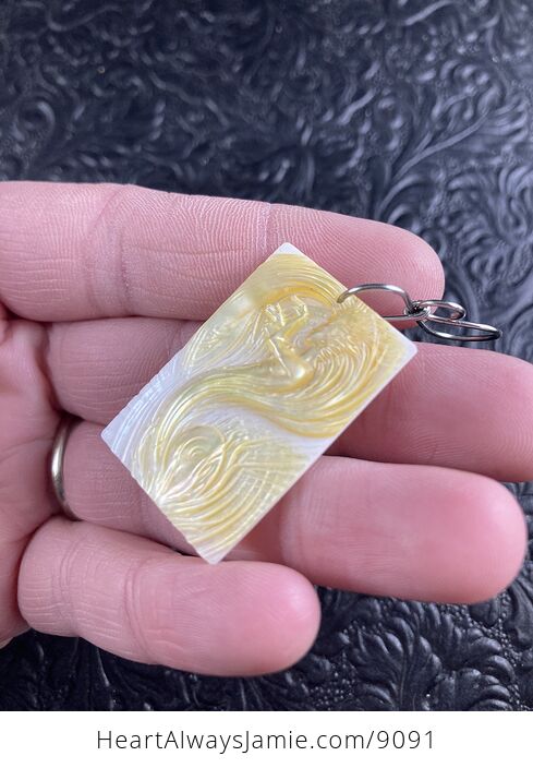 Wind Goddess Carved in Mother of Pearl Shell Pendant Jewelry - #2Y08wx7MWC8-3