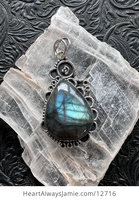 Witchy Blue and Green Flash Labradorite Crystal Stone Jewelry Pendant - #248gX07gqeg-1