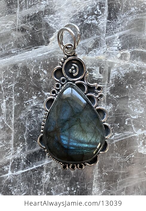 Witchy Blue and Green Flash Labradorite Crystal Stone Jewelry Pendant - #Z0vnixr7vZ4-6