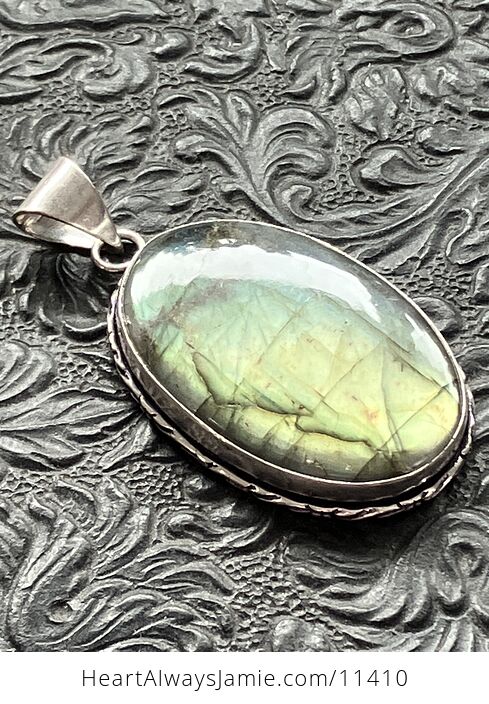 Yellow Green Flash Labradorite Crystal Stone Jewelry Pendant - #HN0jNLqsixk-3